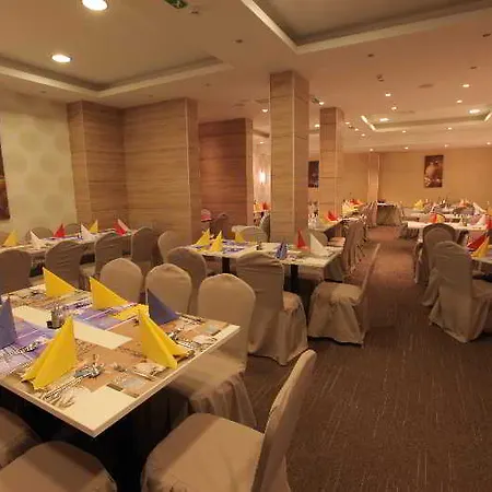 Hotel Angella 4*